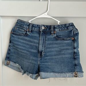 American Eagle - Mom Jean Shorts - Size 8